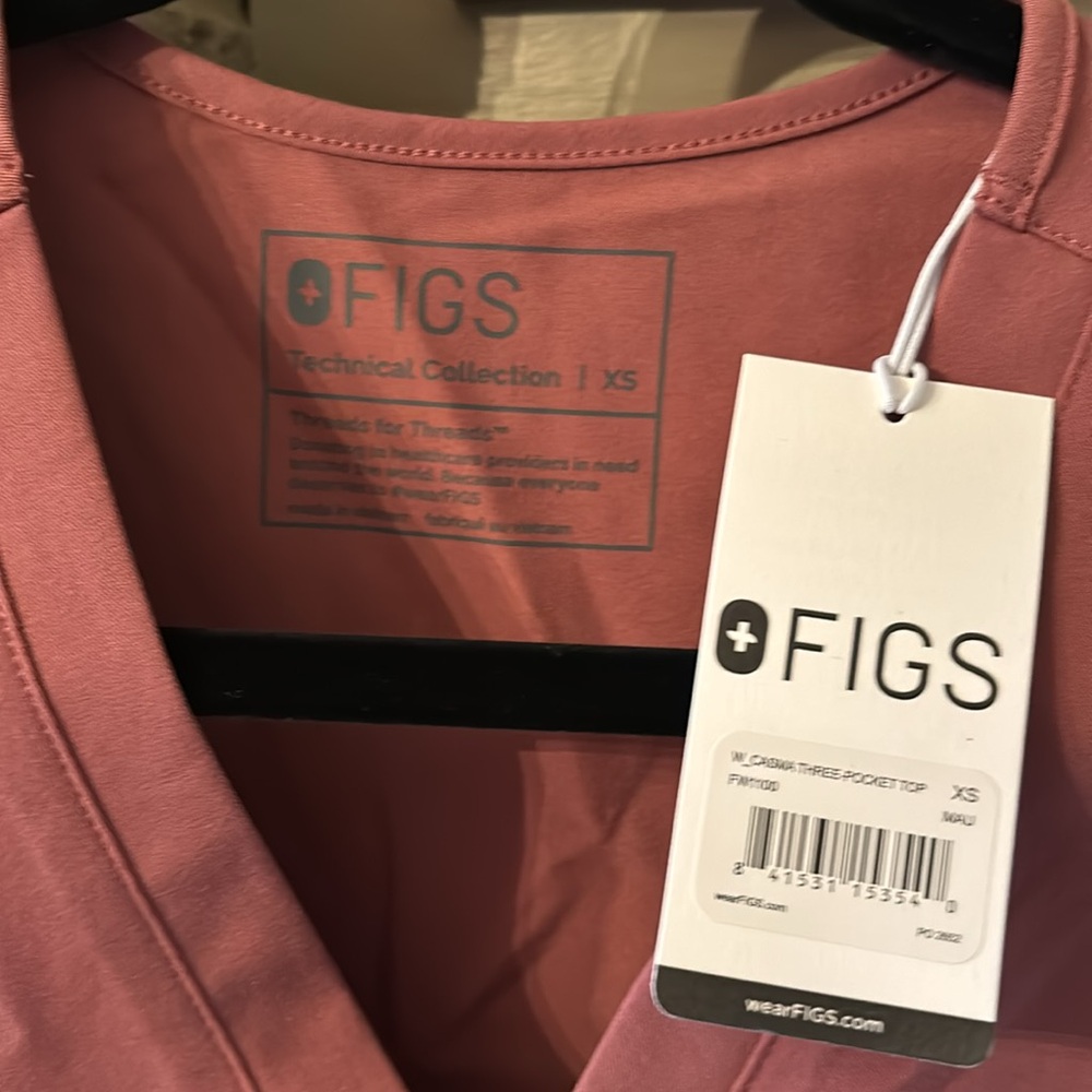 Figs Technical Collection Scrub Top - Picture 3 of 5